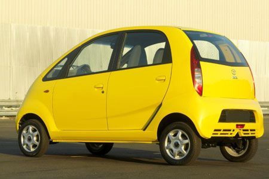  Tata Nano Luxury 2008 года  (фото 7 из 28)